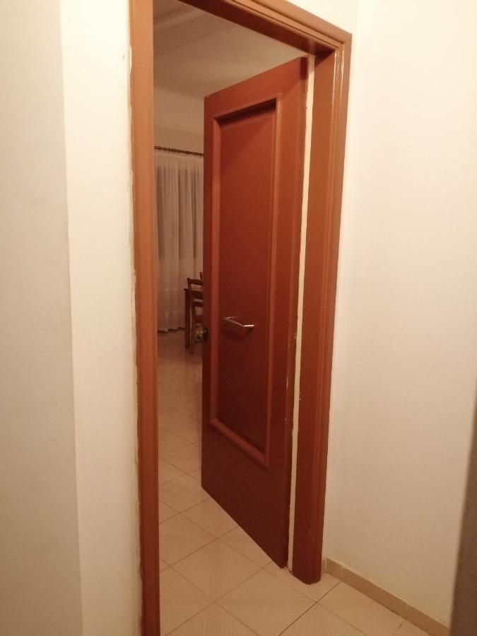 Kalamata Cozy Apartment ภายนอก รูปภาพ