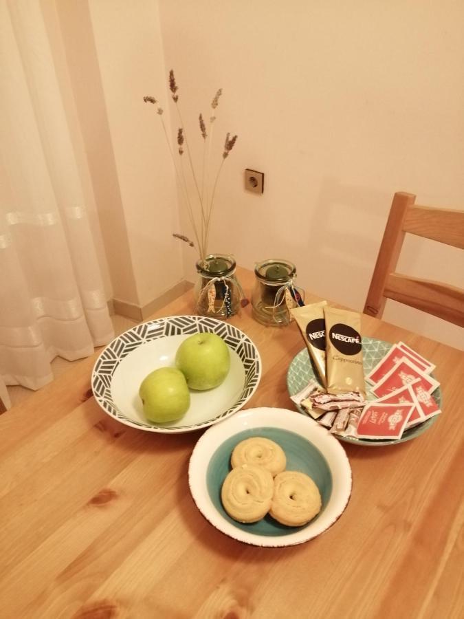 Kalamata Cozy Apartment ภายนอก รูปภาพ